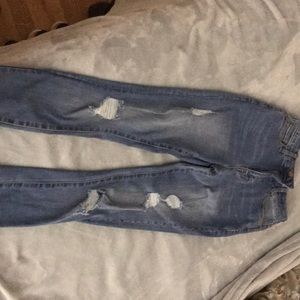 High waist ripped jeans